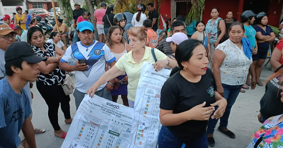 Ciudadanos detienen conteo de votos en Felipe Carrillo Puerto