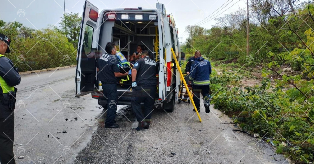 Tragedia en la Carretera Puerto Morelos - Cancún Un Muerto y Cinco Heridos