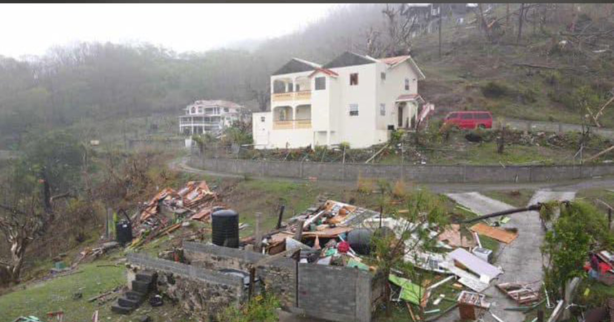 Imagenes del paso del huracán beryl