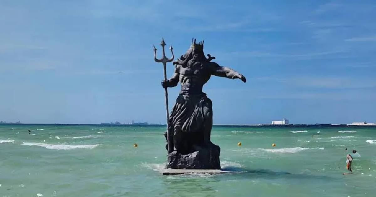 Estatua de Poseidon