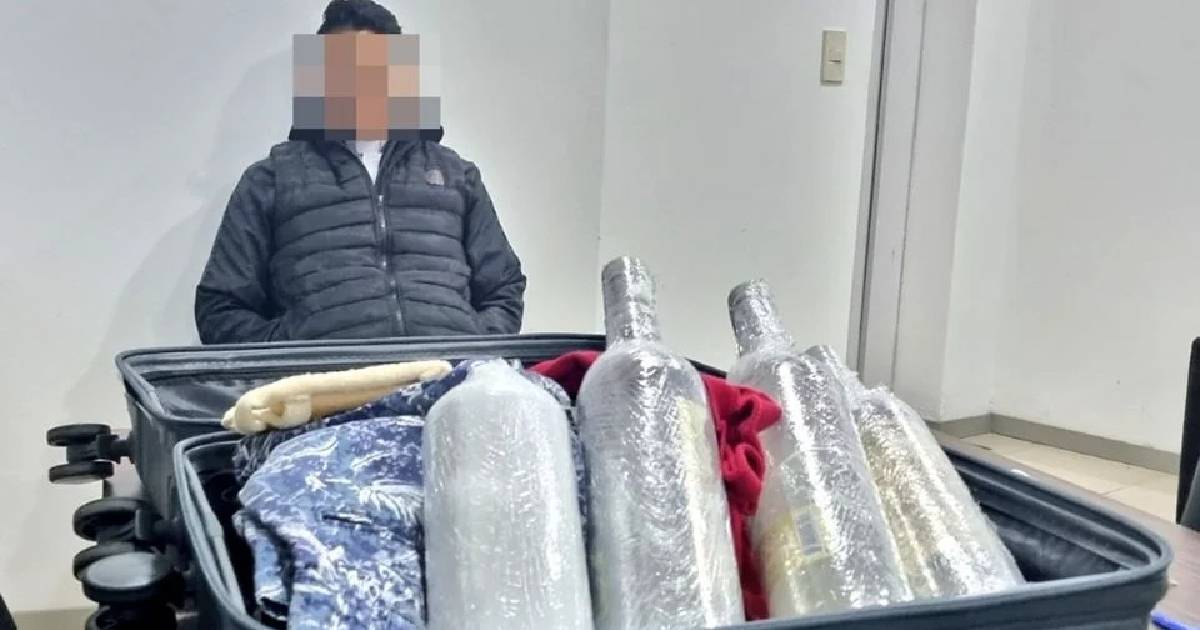 Diácono mexicano escondía 9 mil kilos de droga en botellas de tequila