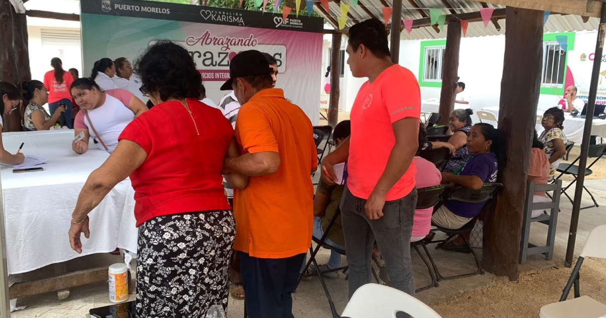 Lleva DIF puerto morelos la feria de servicios integrales para familias de Leona Vicario