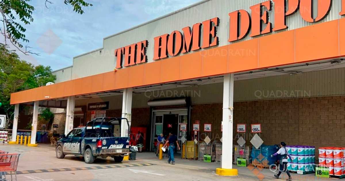 Guardia de seguridad ataca a cliente en Home Depot Playa del Carmen