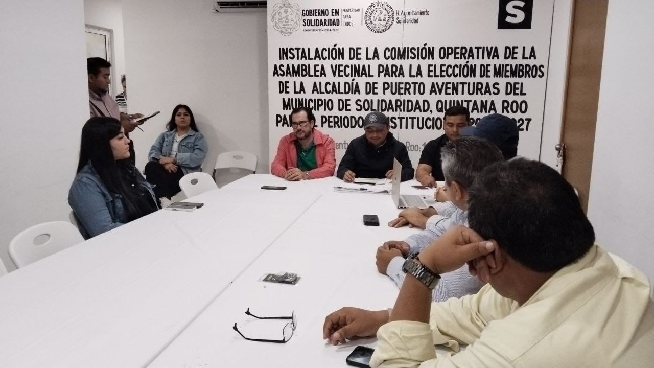 Gilberto Gómez asume responsabilidad como alcalde de Puerto Aventuras