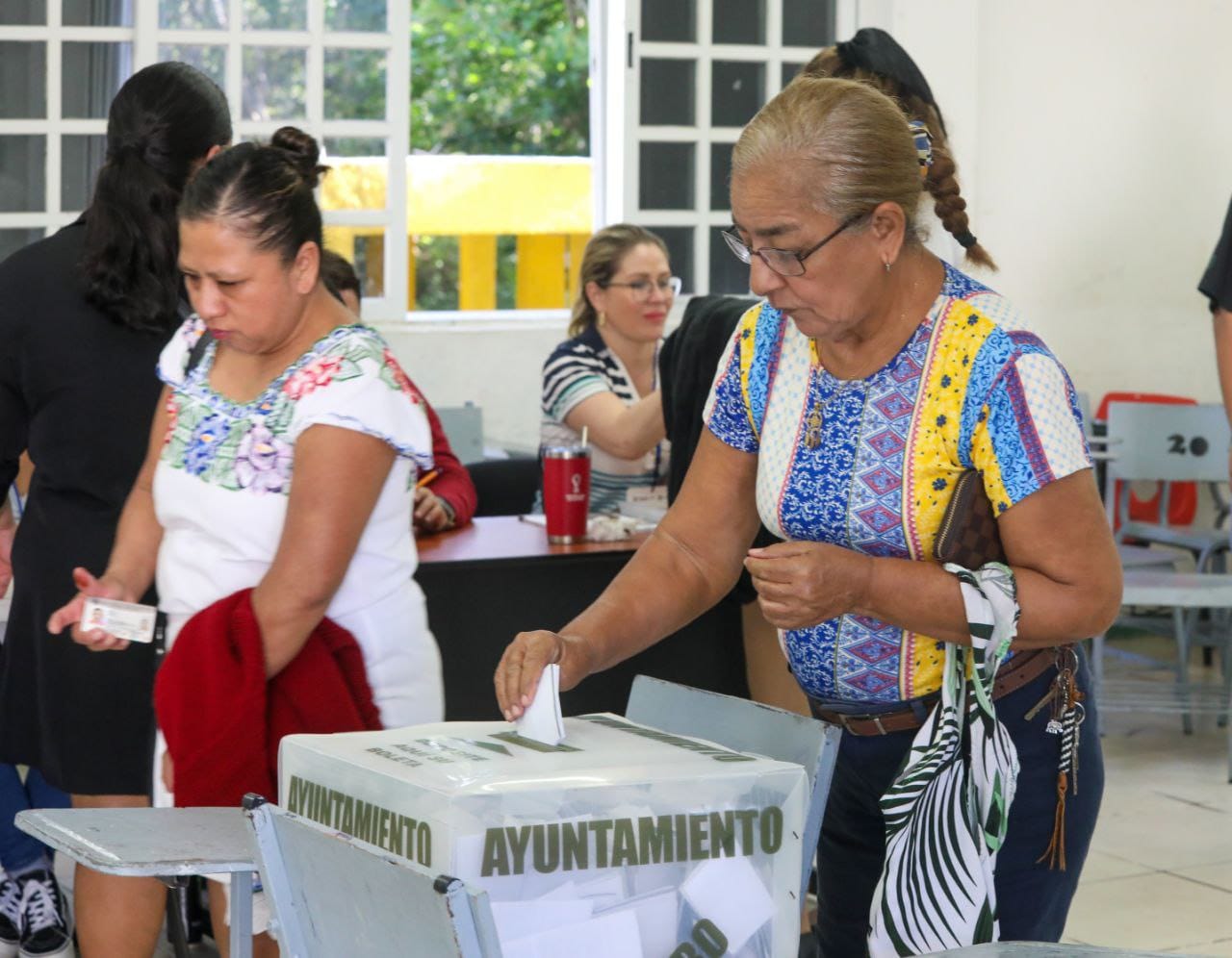 Gilberto Gómez asume responsabilidad como alcalde de Puerto Aventuras