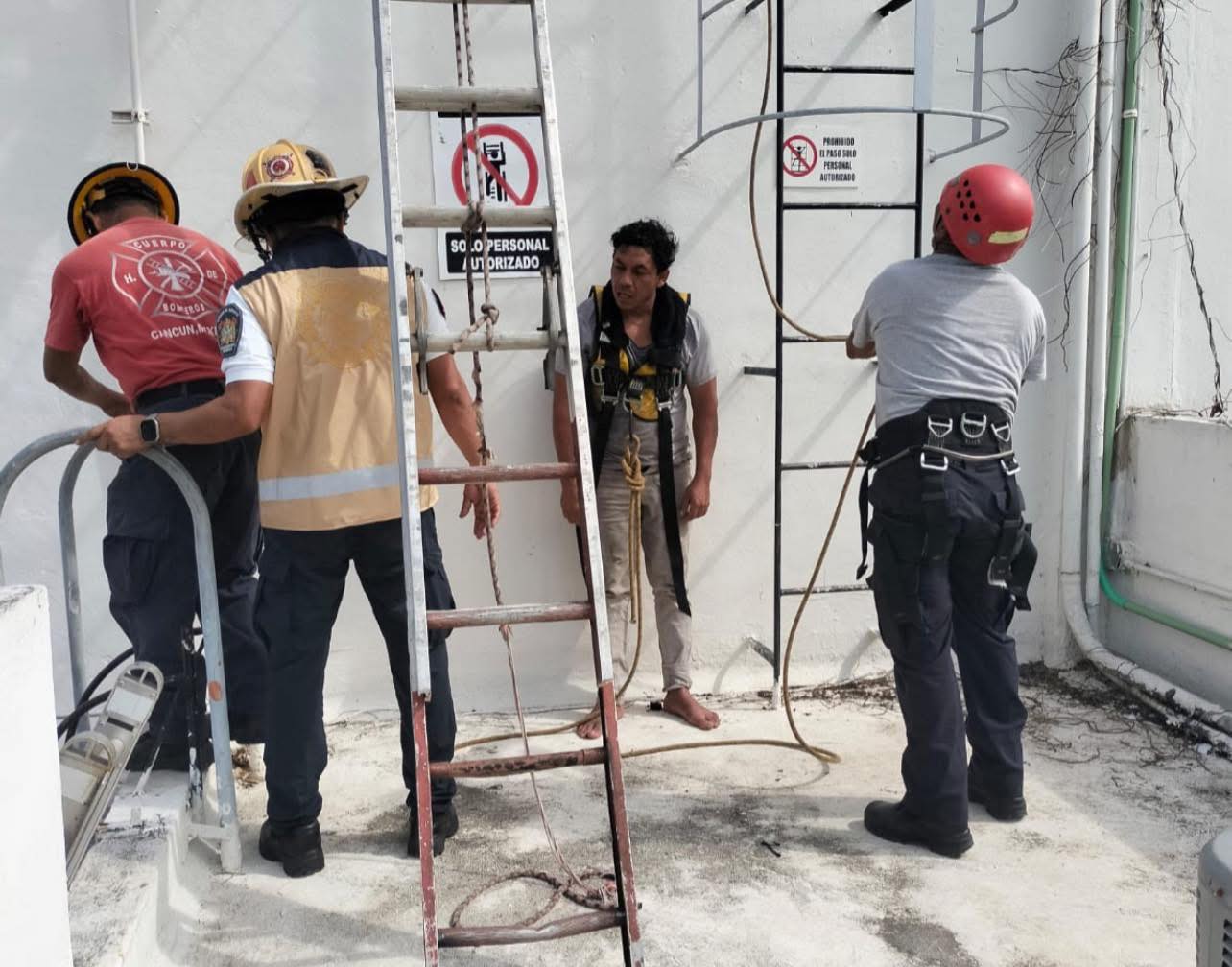 Hombre atrapado en la antena de la CFE durante 26 horas