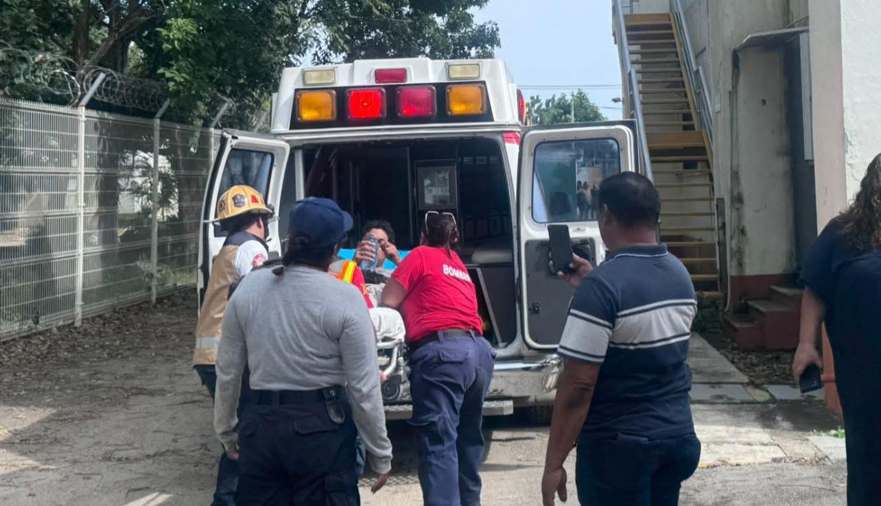 Hombre atrapado en la antena de la CFE durante 26 horas