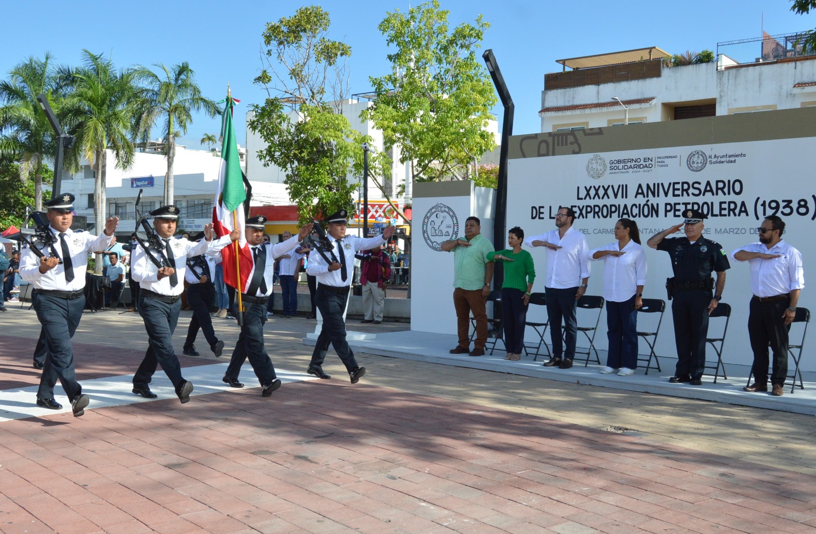 México celebra Expropiación Petrolera