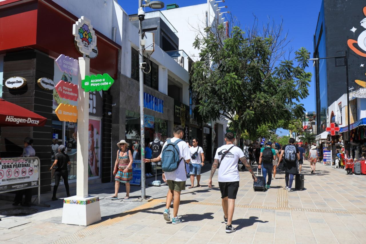 Nueva SEÑALÉTICA en Quinta Avenida