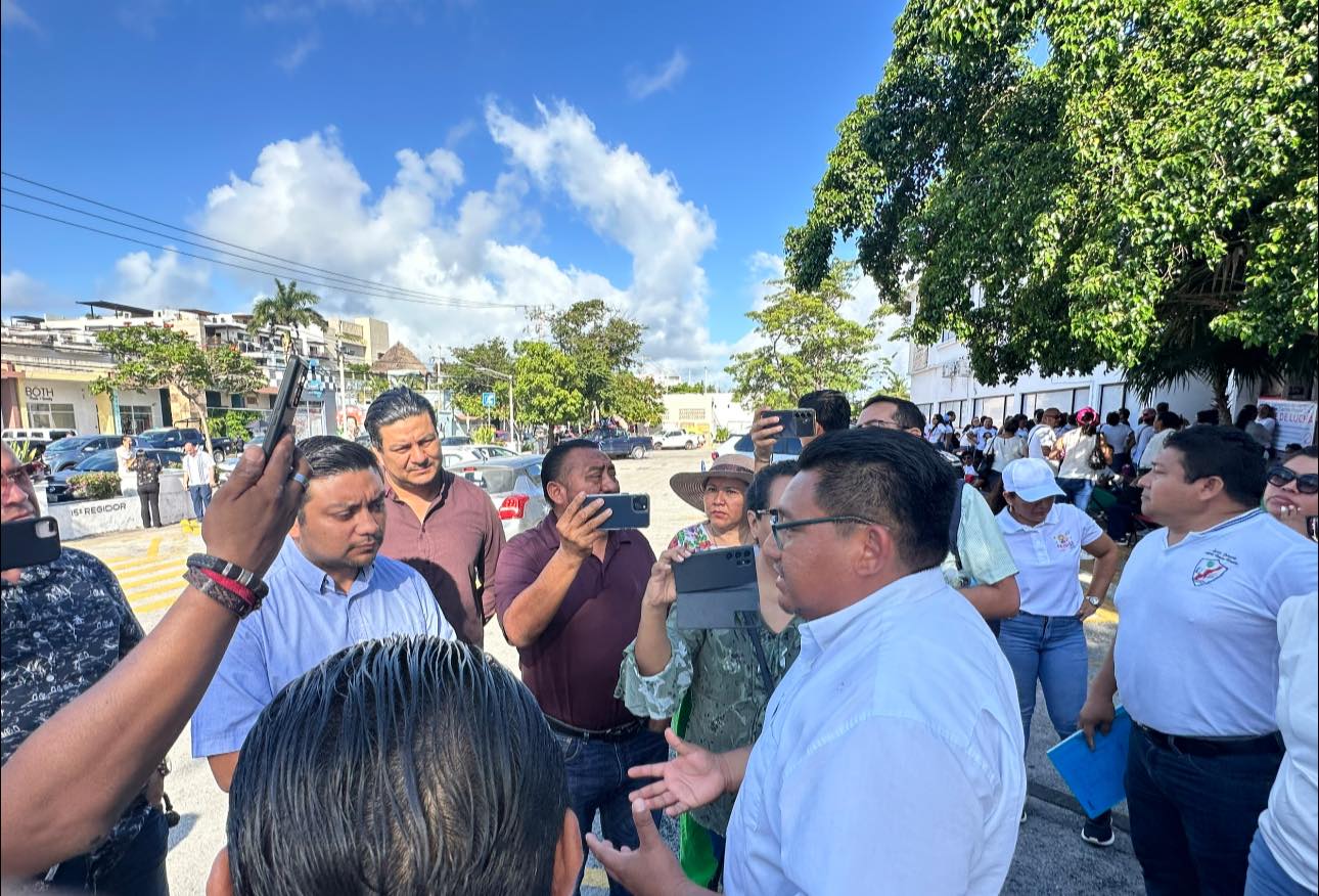 Bloqueo de maestros en Playa